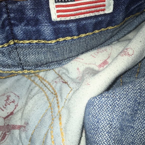 TRUE RELIGIONS - Picture 4 of 4